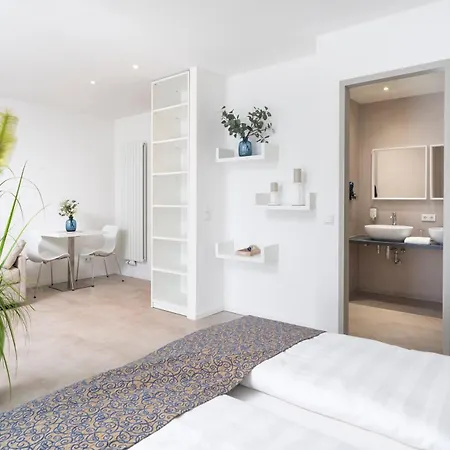 Novalis By Aurum 3* Dresden